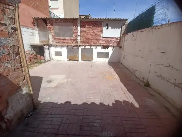 Detached homes for sale in Zaragoza