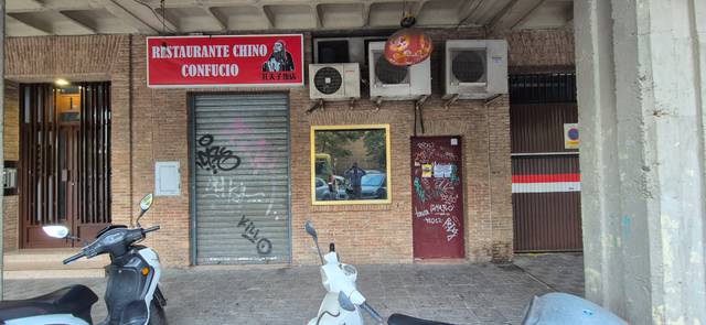 Local comercial en Alquiler en Avenida de la Reina Mercedes, 33 en Sector Sur  - La Palmera - Reina Mercedes