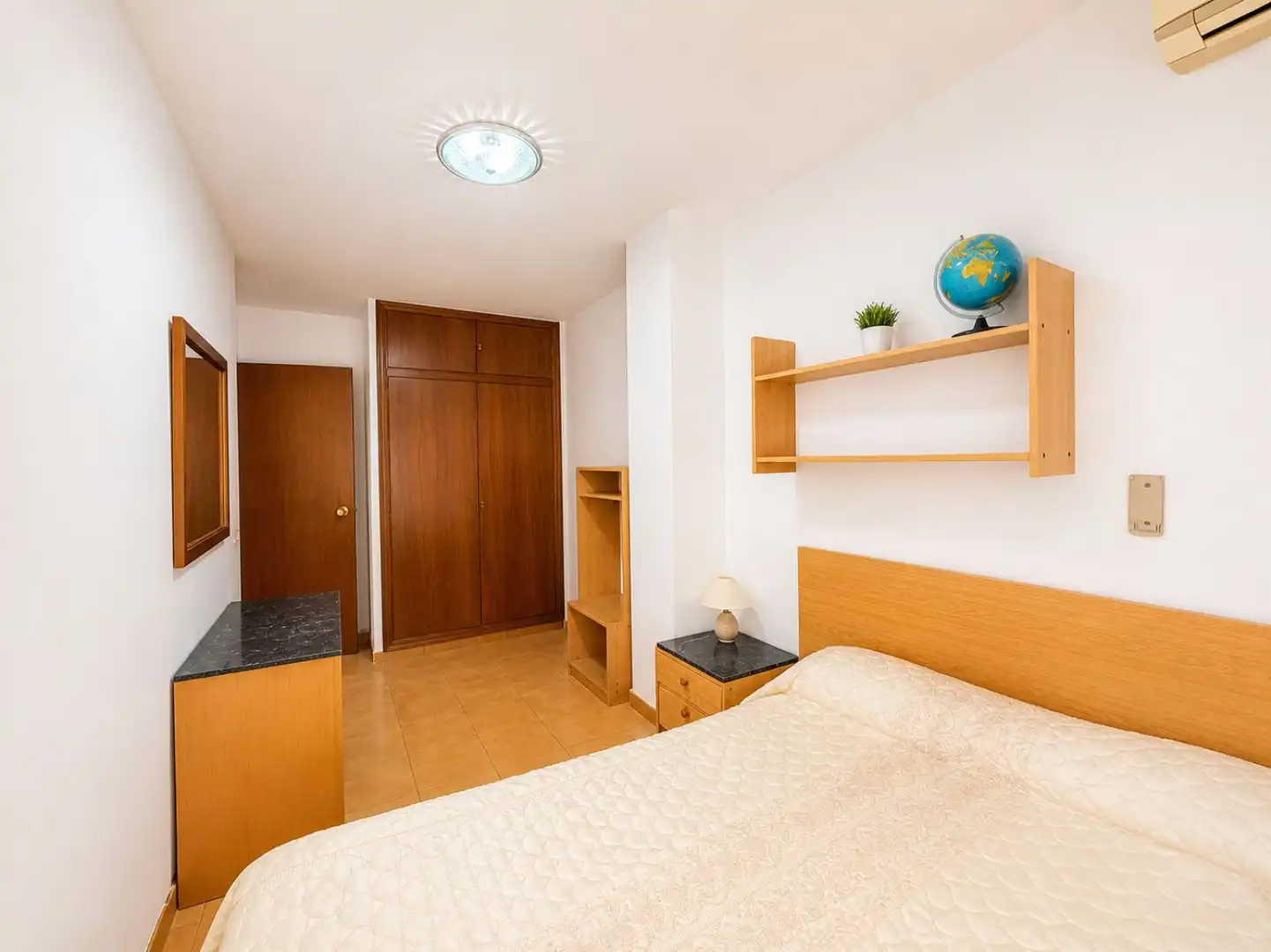 Bedroom of Houses for sale in Enguera  with Air Conditioner, Terrace and Furnished