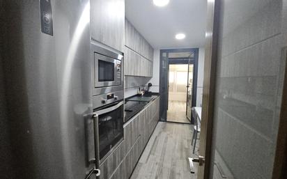 Kitchen of Flat for sale in Fuenlabrada  with Air Conditioner, Heating and Private garden