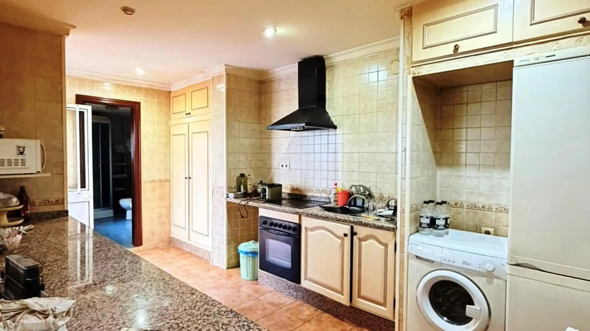 Cocina de Casa o chalet en venta en Valencina de la Concepción con Aire acondicionado, Terraza y Trastero