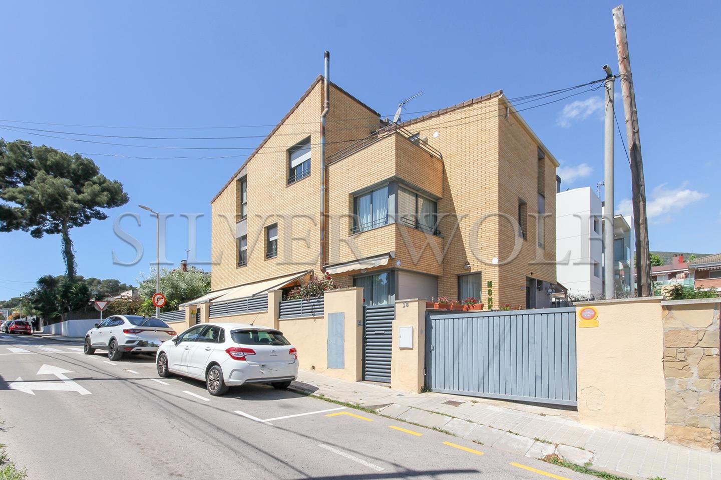 Exterior view of Single-family semi-detached for sale in Castelldefels  with Air Conditioner, Heating and Private garden