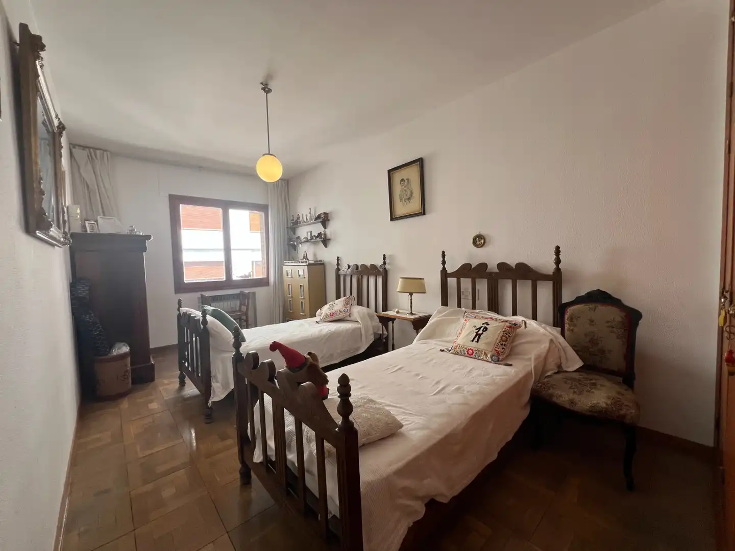 Schlafzimmer von Wohnung zum Verkauf in Jaca mit Abstellraum und Balkon