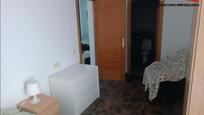 Dormitori de Apartament en venda en  Albacete Capital amb Calefacció, Terrassa i Moblat
