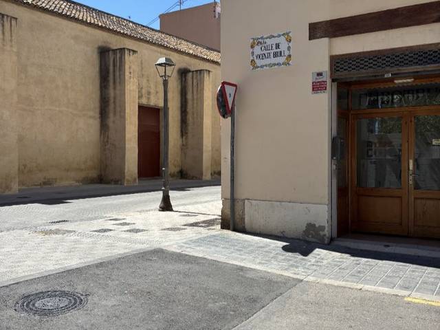 Local comercial en Venta en Carrer de Josep Aguirre, 37 en El Grau