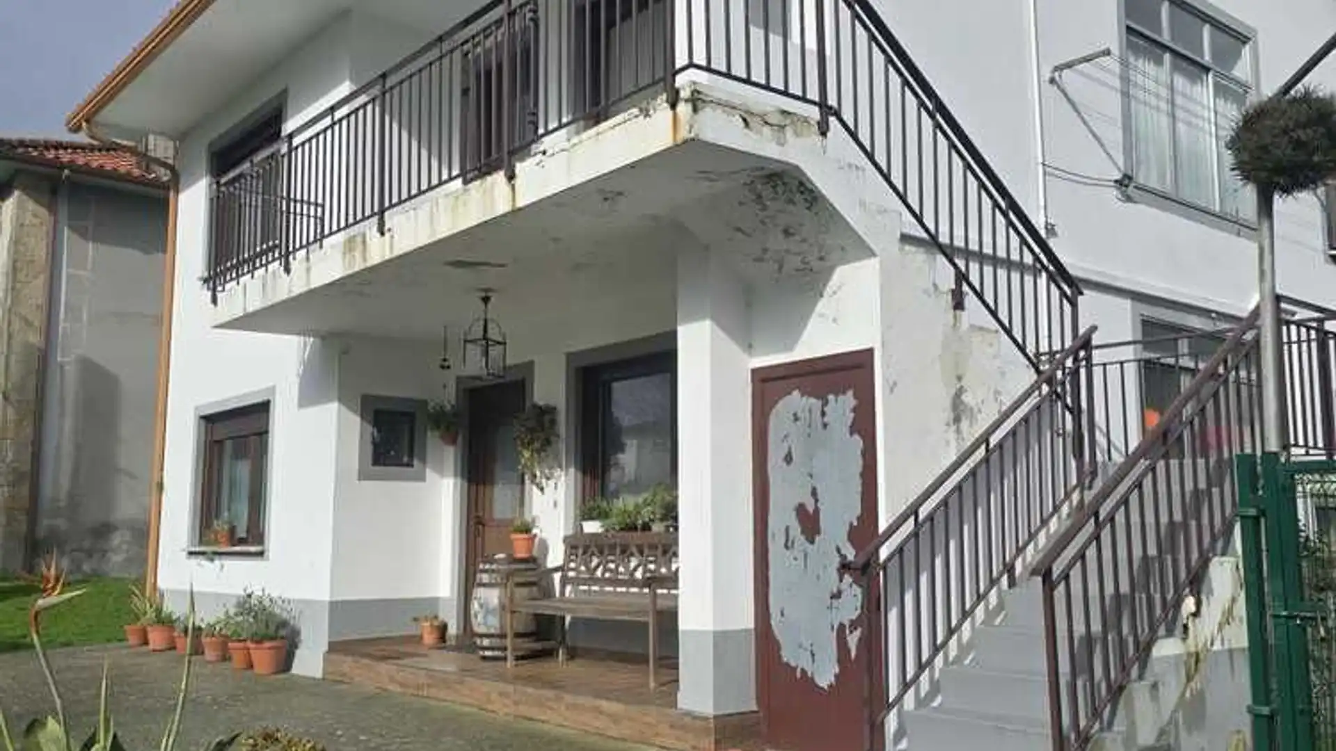 Vista exterior de Finca rústica de lloguer en Ferrol amb Calefacció, Jardí privat i Terrassa