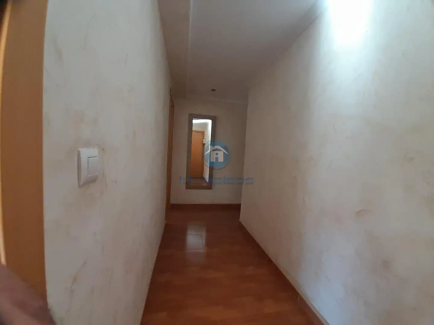 Wohnung zum Verkauf in Alicante / Alacant mit Klimaanlage, Möbliert und Balkon