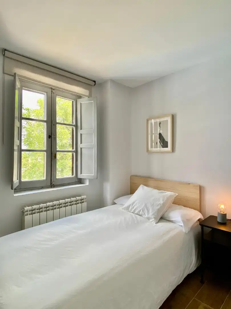Habitación de Edificio en venta en Ávila