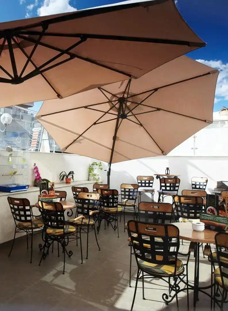 Terraza de Local de alquiler en Orihuela con Aire acondicionado