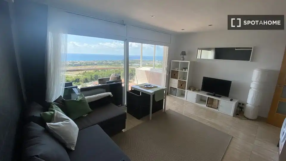 Room in Vallpineda - Rocamar