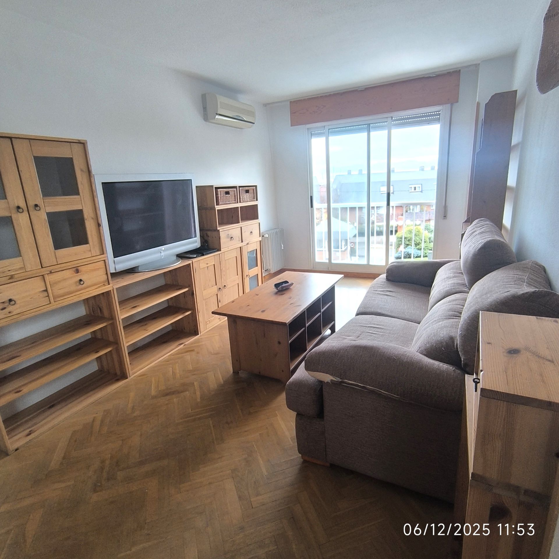 Living room of Flat to rent in Las Rozas de Madrid  with Air Conditioner, Heating and Furnished