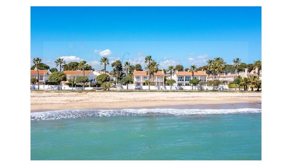 Foto 1 de Casa adosada en venda a Calle Mallorca, 17, Mar Cambrils, Tarragona