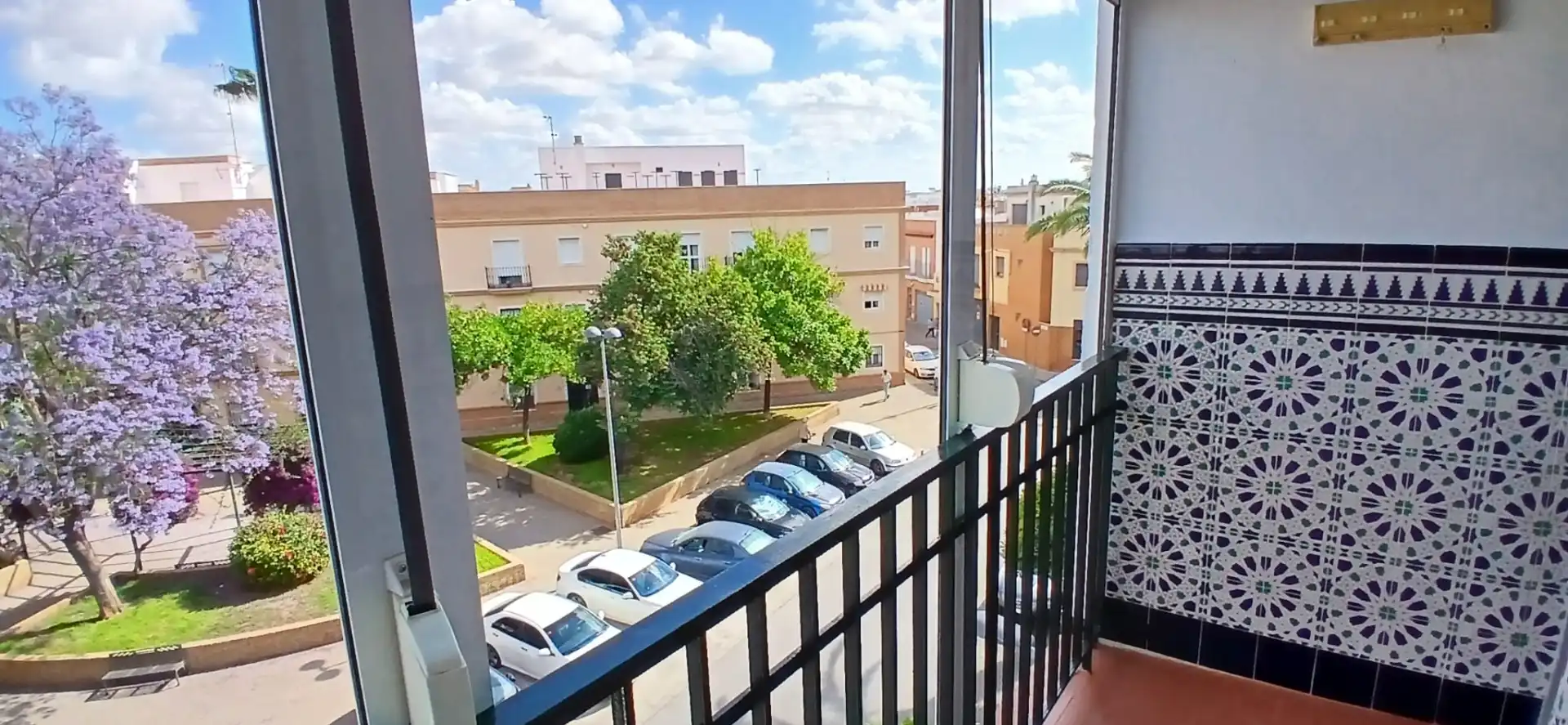 Balcony of Flat for rent in Dos Hermanas  with Terrace, Storage room and Furnished