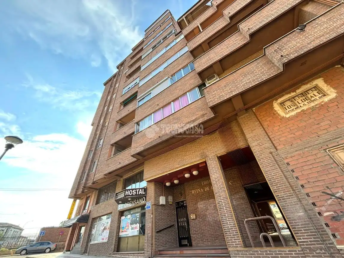 Vista exterior de Piso en venta en Medina del Campo con Calefacción