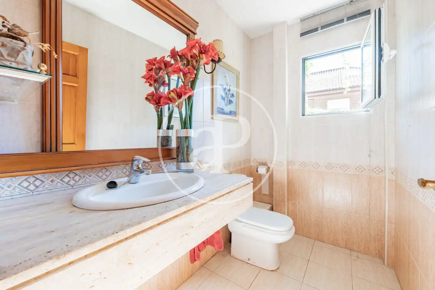 Bathroom of Houses for sale in Valdeolmos-Alalpardo, Madrid