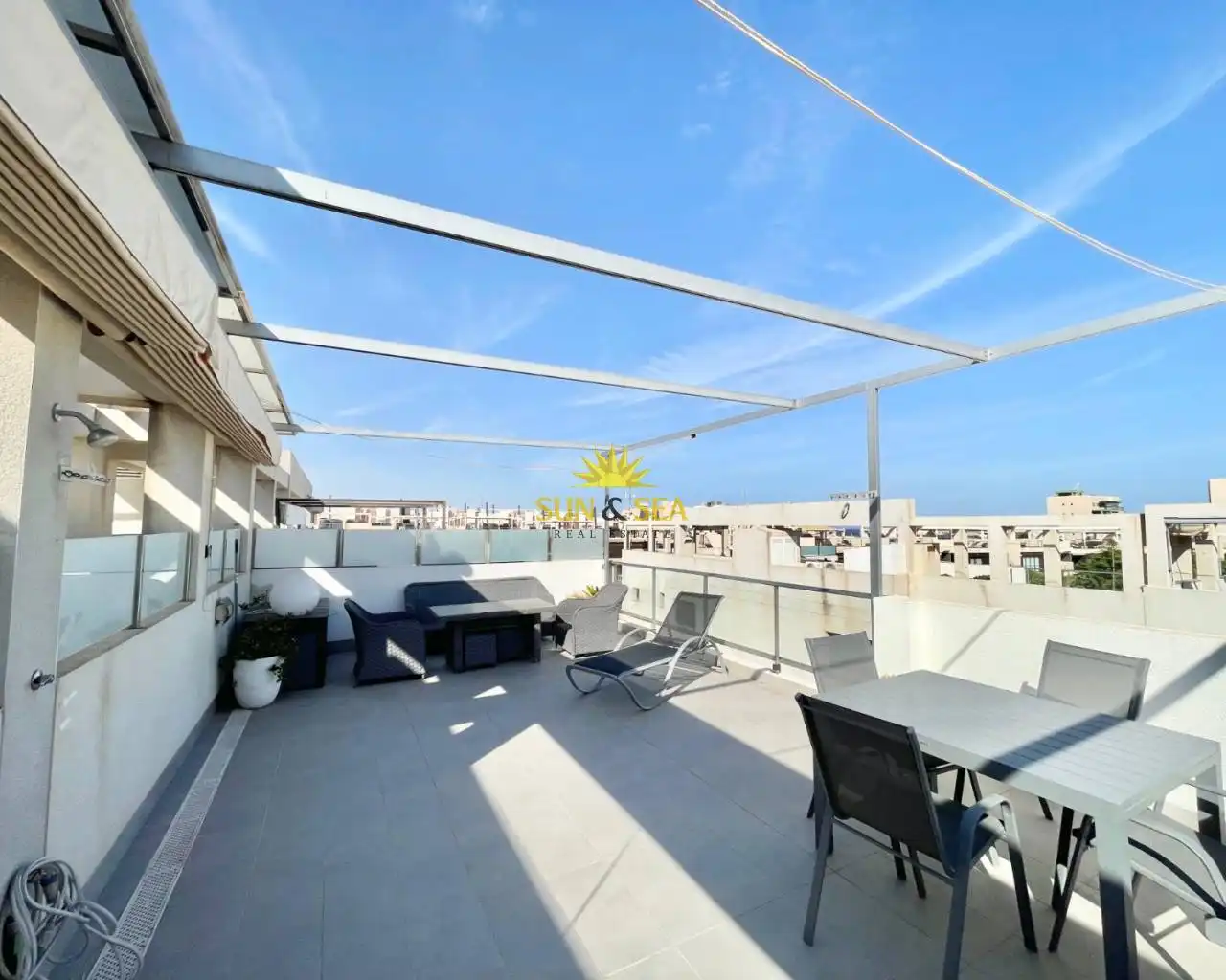 Terraza de Piso de alquiler en Pilar de la Horadada con Aire acondicionado, Calefacción y Terraza