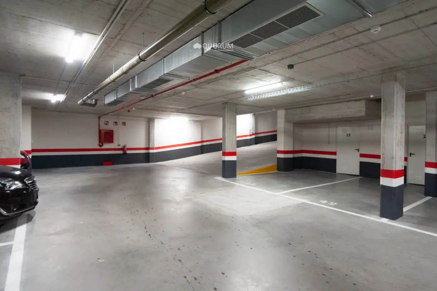 Parking de Piso de alquiler en Bilbao  con Calefacción, Terraza y Balcón