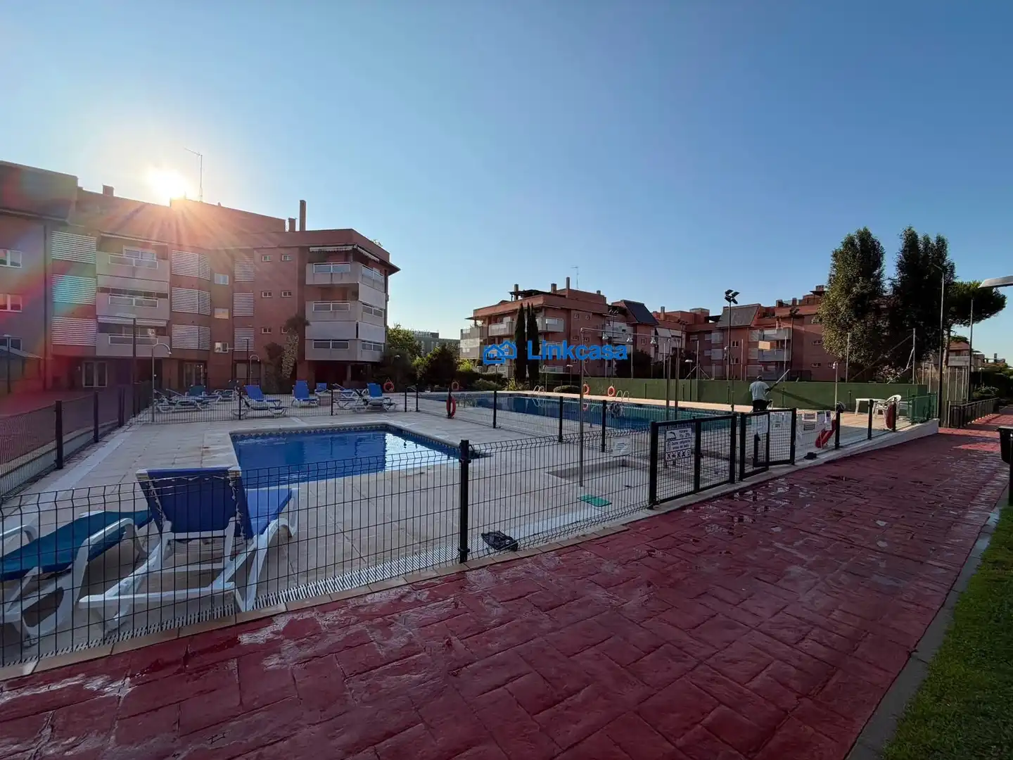 Piscina de Pis en venda en Pozuelo de Alarcón amb Aire condicionat, Calefacció i Jardí privat