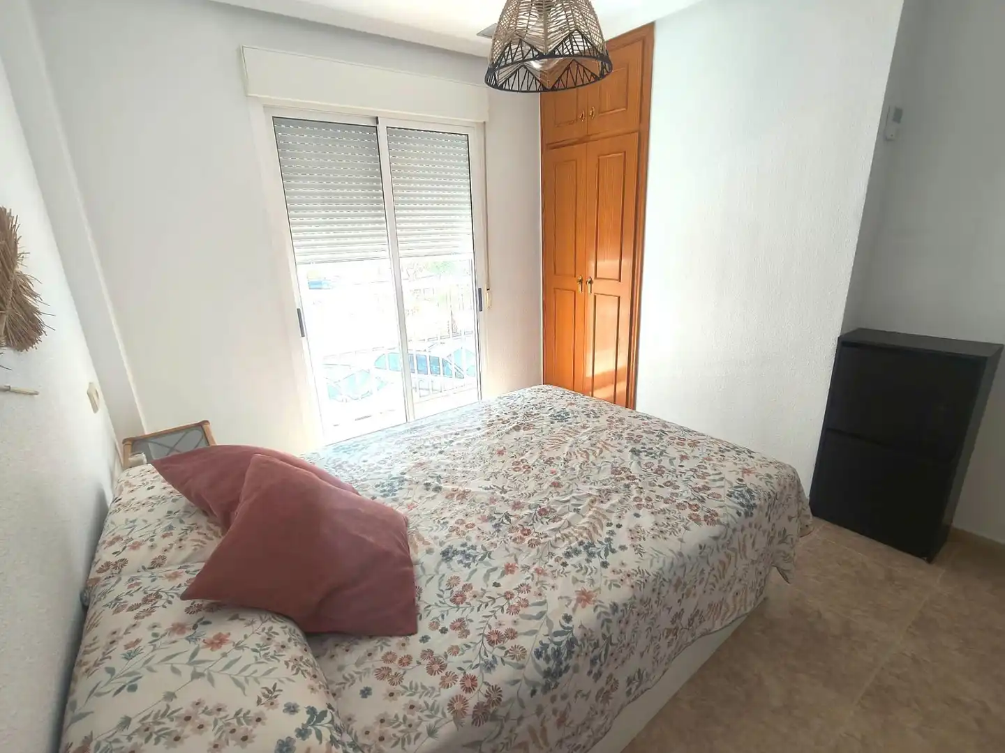 Schlafzimmer von Maisonette zum Verkauf in Santa Pola mit Klimaanlage, Heizung und Privatgarten