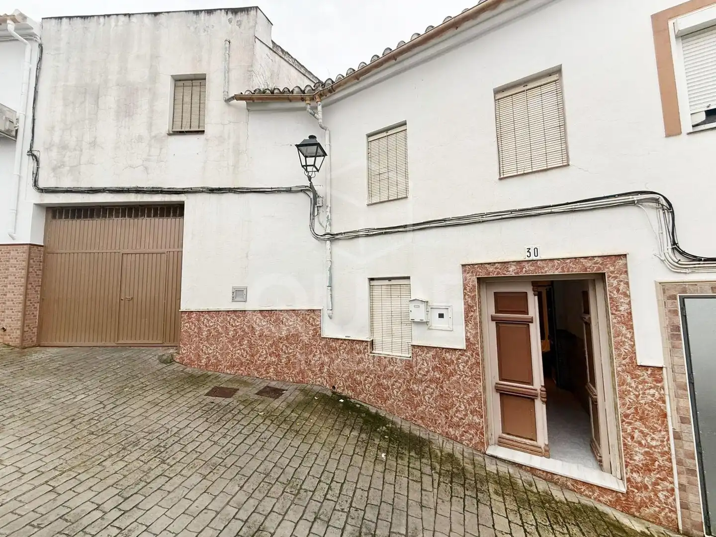 House with terrace for sale in Calle de las Cruces 30