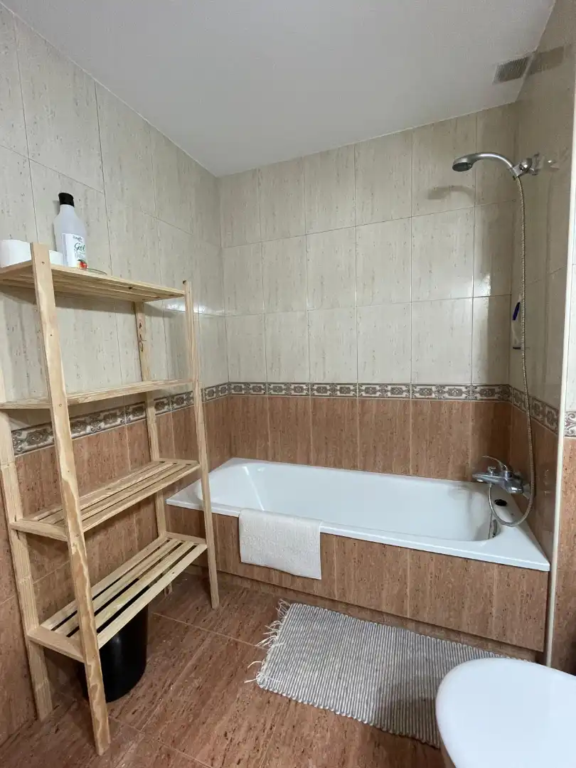 Badezimmer von Wohnung zur Miete in Castellbell i el Vilar mit Heizung, Möbliert und Ofen