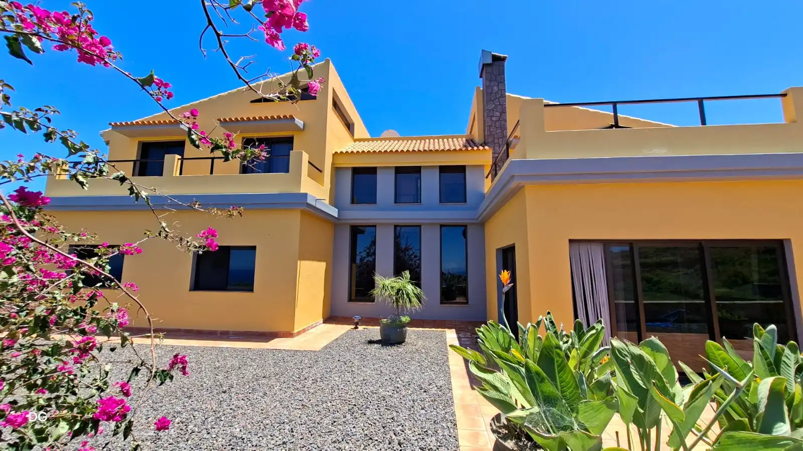 Vista exterior de Casa o xalet en venda en San Juan de la Rambla amb Jardí privat i Terrassa