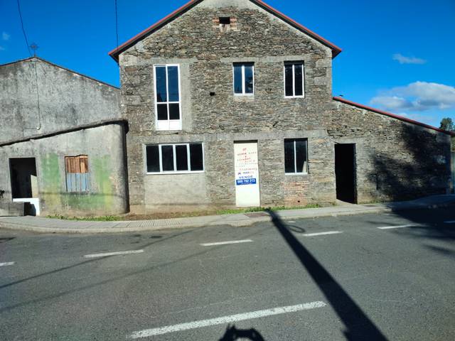 Casa-chalet en Venta en Camino Alfredo González Barro en Forcarei