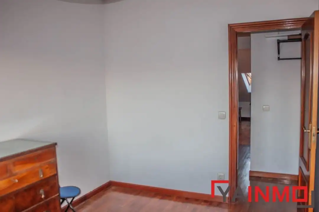 Bedroom of Duplexes for sale in La Puebla de Arganzón   with Heating, Storage room and Balcony