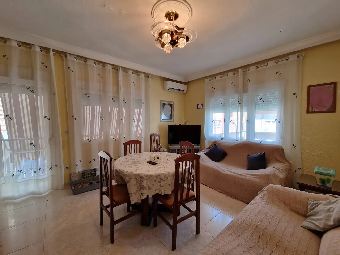 Sala d'estar de Edifici en venda en Mocejón