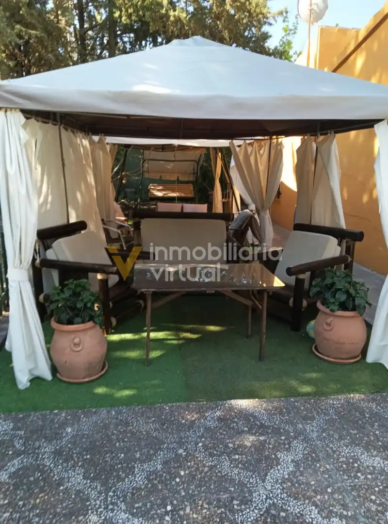 Chalet con piscina en venta en Camino de la Torca, imagen 3