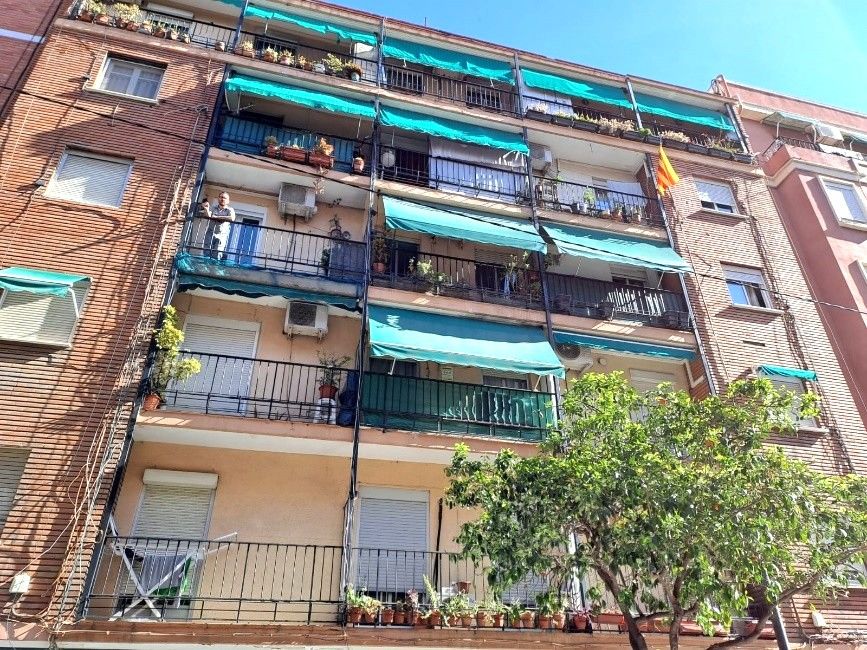 Vista exterior de Pis en venda en San Bartolomé de la Torre