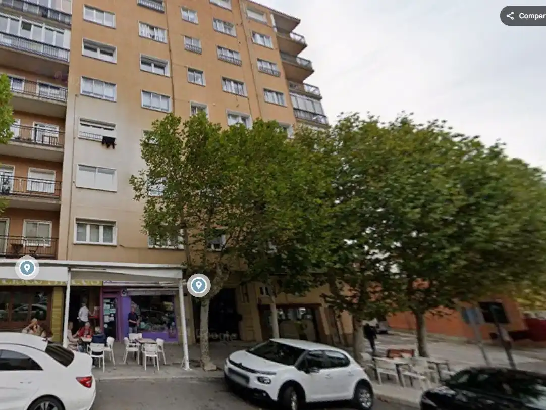 Vista exterior de Pis en venda en Salamanca Capital amb Terrassa i Balcó