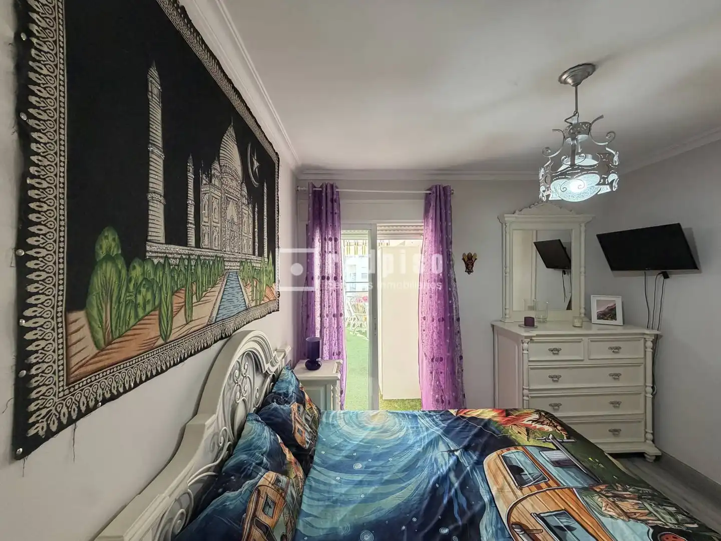 Schlafzimmer von Wohnung zur Miete in Málaga mit Klimaanlage, Heizung und Privatgarten