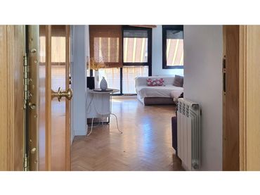 Piso con ascensor en venta en Calle Jesus Del Pino 12