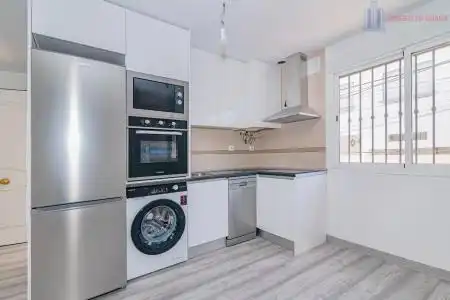 Piso en venta en Eva Yerbabuena 1, imagen 3