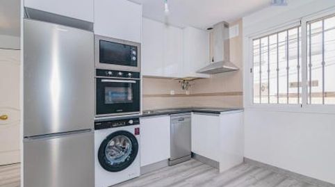 Foto 3 de Piso en venta en Eva Yerbabuena, 1, Ogíjares, Granada