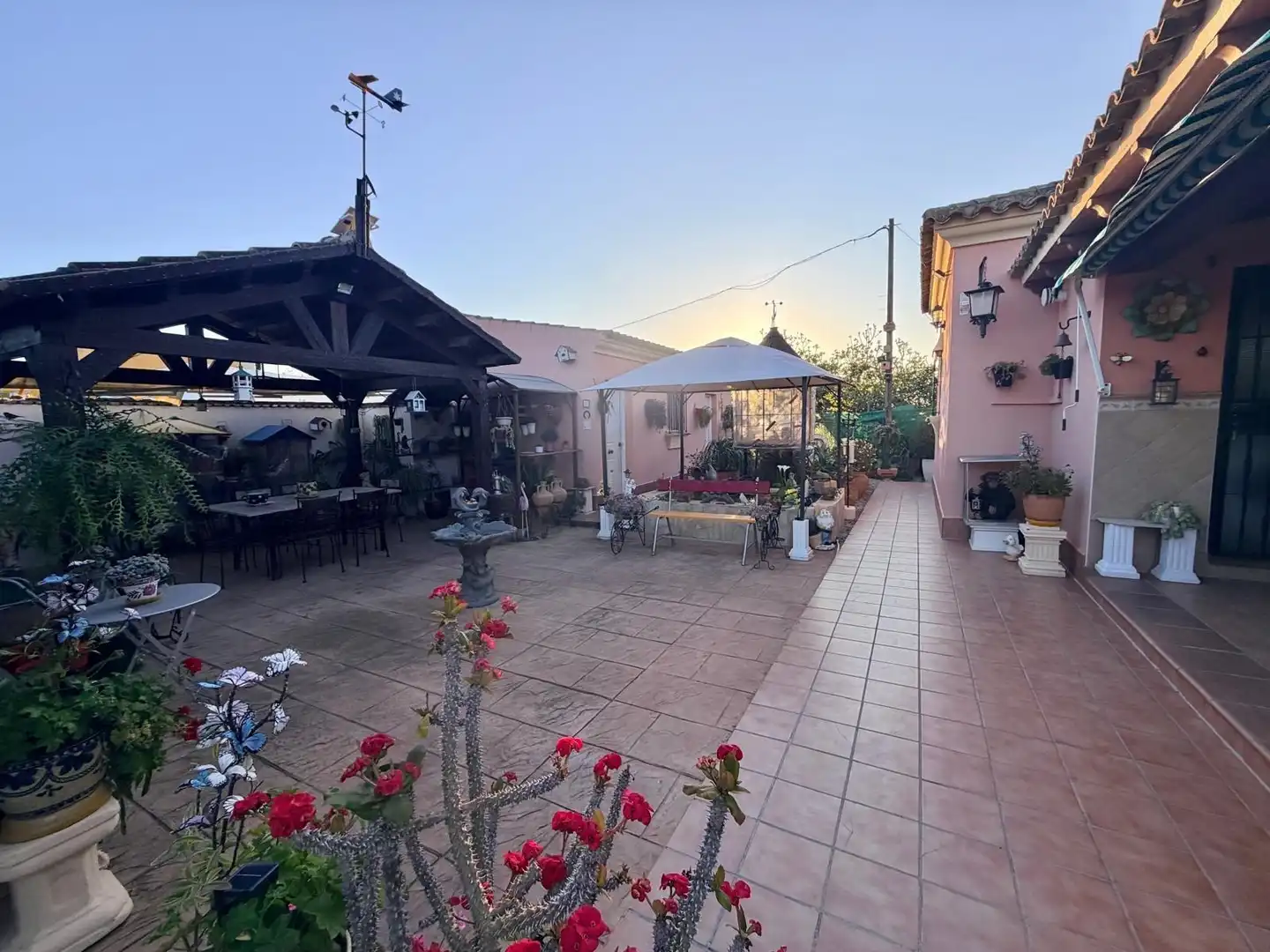 Terrassa de Casa o xalet en venda en Chiclana de la Frontera amb Aire condicionat, Jardí privat i Traster