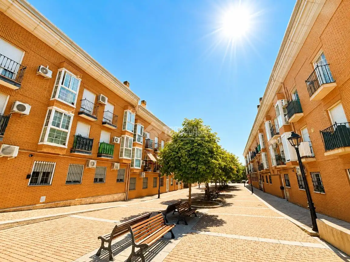 Vista exterior de Pis en venda en Griñón amb Calefacció i Terrassa