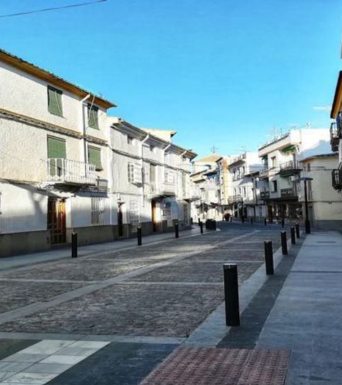 Foto 2 von Gebäude zum Verkauf in Calle Celadas, Torredonjimeno, Jaén
