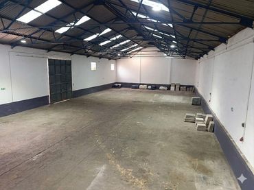 Nau industrial de lloguer a Valdepeñas