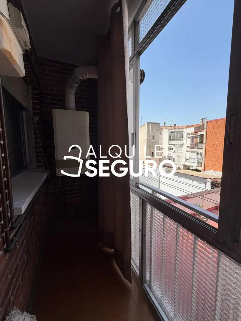 Terrassa de Pis de lloguer en Madrid amb Calefacció i Terrassa