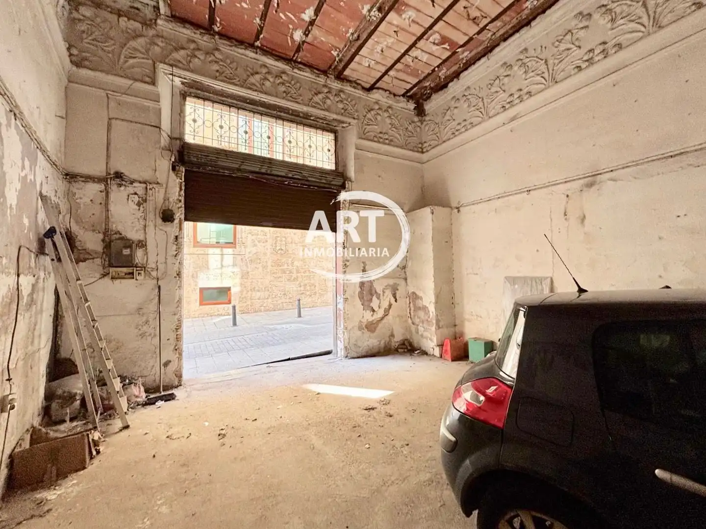 Aparcament de Local en venda en Valencia
