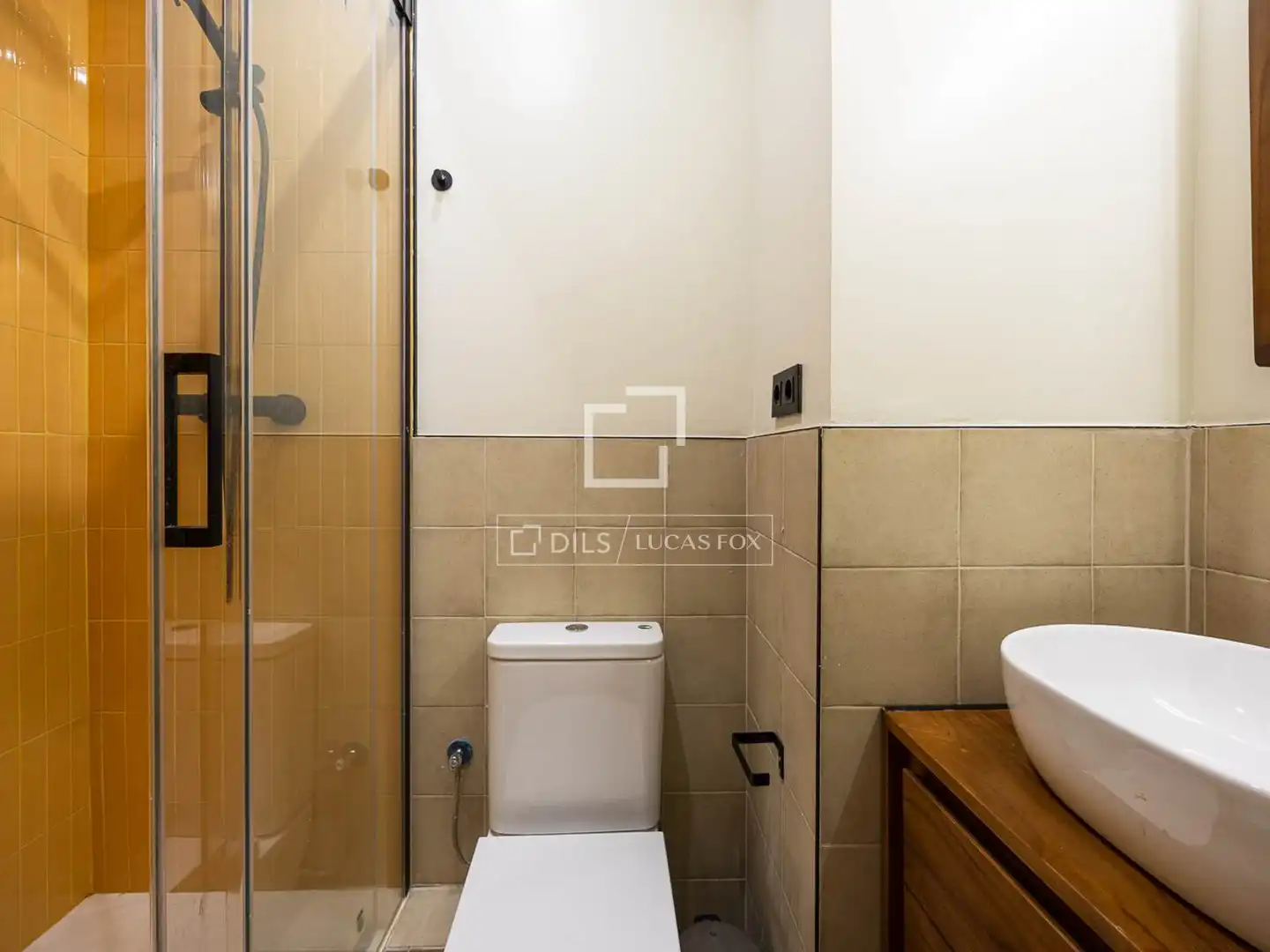 Baño de Piso en venta en Ciutat Vella