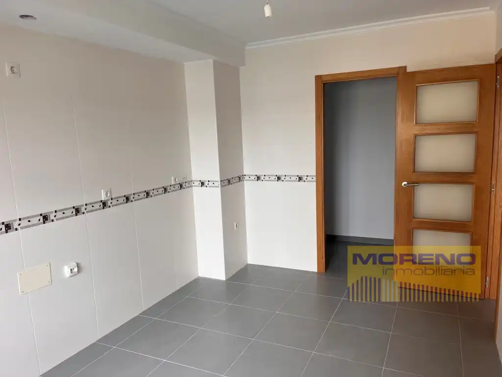 Piso con ascensor en venta en Rua Frei Luis De Granada, imagen 5