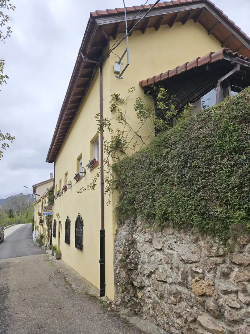 Exterior view of Houses for sale in Sena de Luna  with Heating, Terrace and Furnished