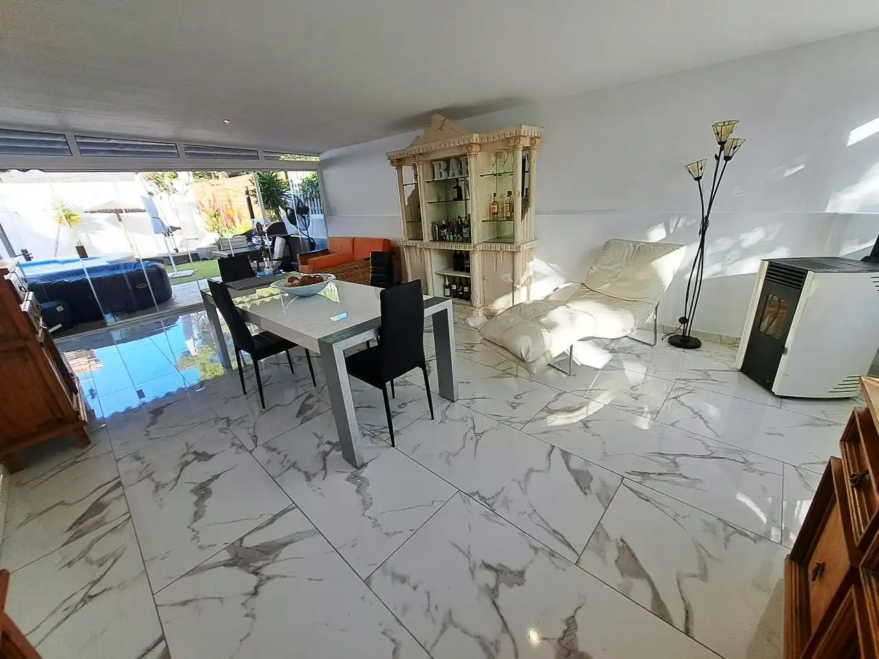 Comedor de Casa o chalet en venta en La Nucia con Aire acondicionado, Calefacción y Jardín privado