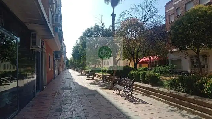 Vista exterior de Casa adosada en venda en Badajoz