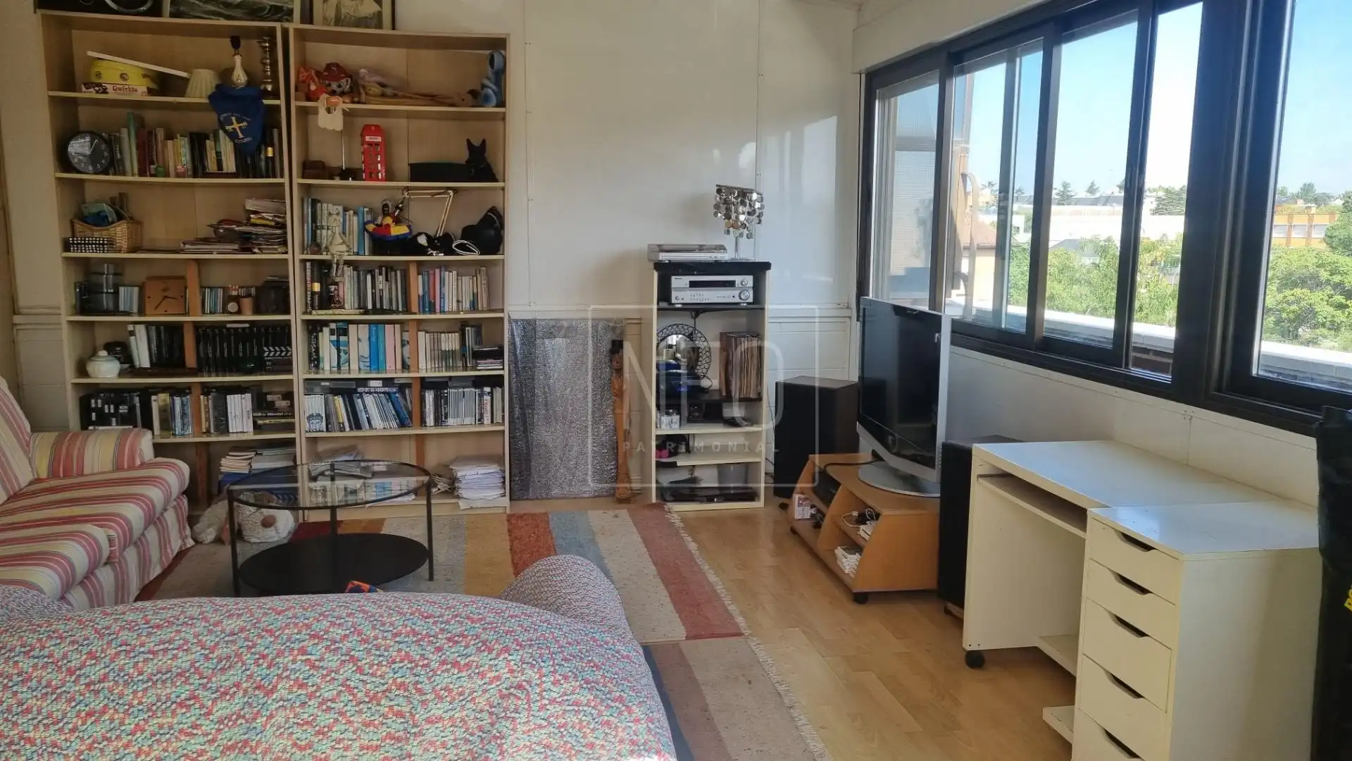 Habitación de Dúplex en venta en Madrid con Aire acondicionado, Calefacción y Jardín privado