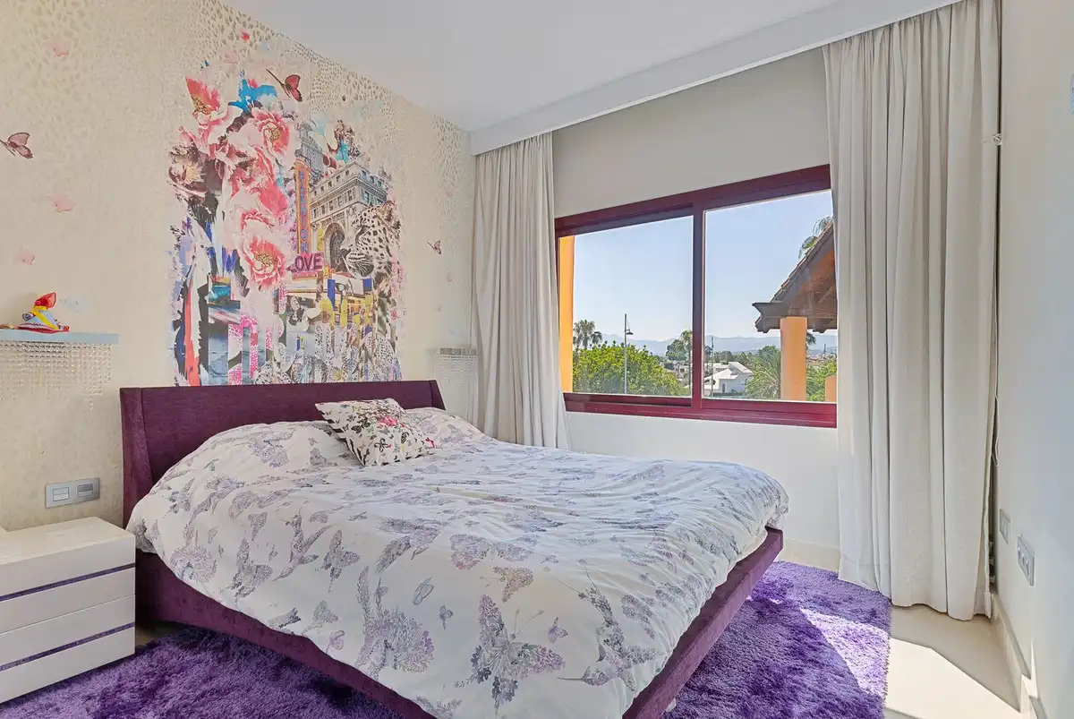 Schlafzimmer von Maisonette zum Verkauf in Marbella mit Klimaanlage, Terrasse und Gemeinschaftspool