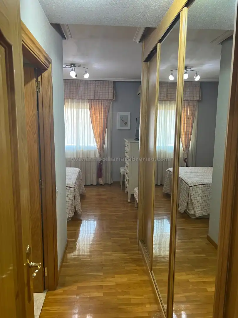 Habitación de Piso en venta en  Logroño con Aire acondicionado, Calefacción y Parquet